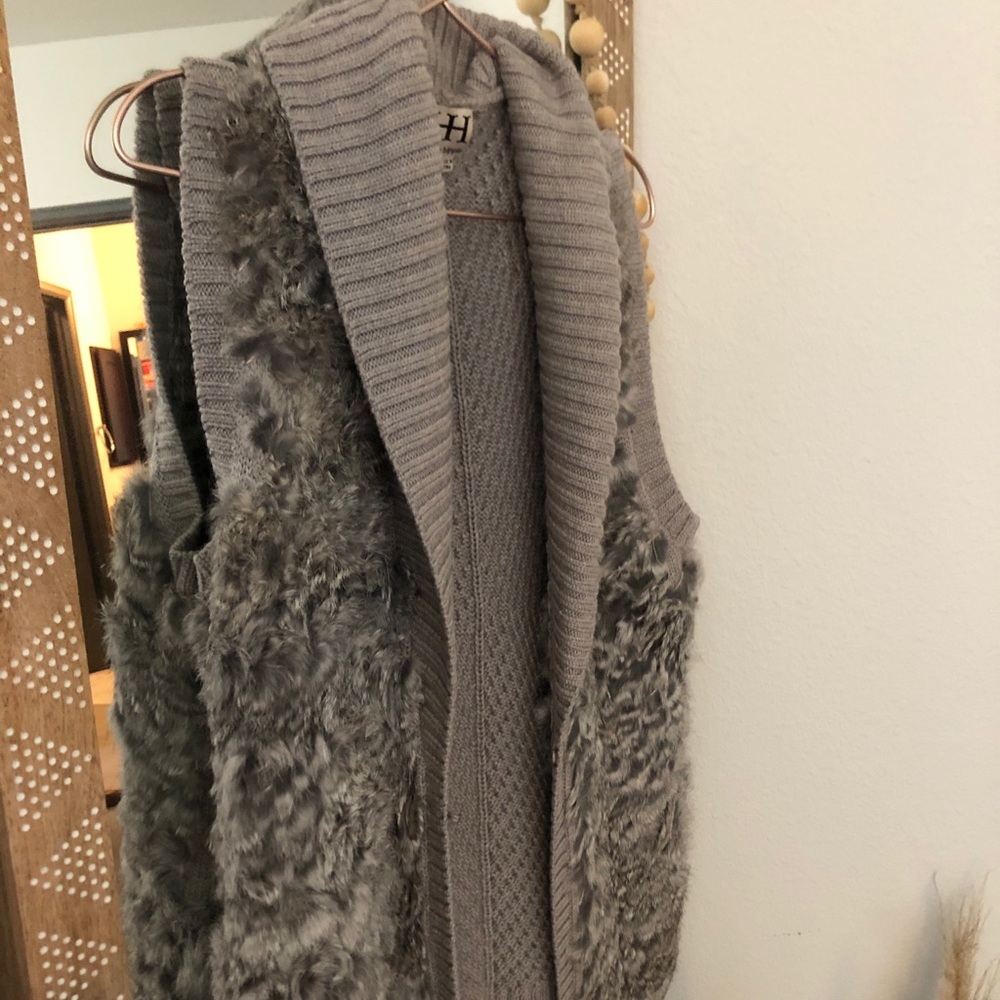 Haute Hippe fur vest